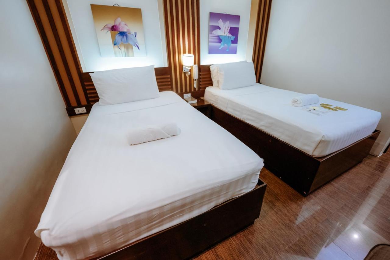 Emerald Boutique Hotel Legazpi Exterior photo