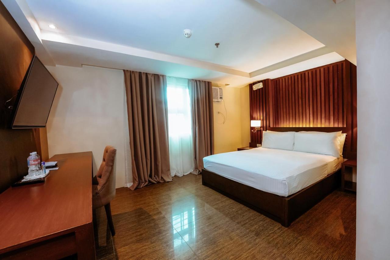 Emerald Boutique Hotel Legazpi Exterior photo