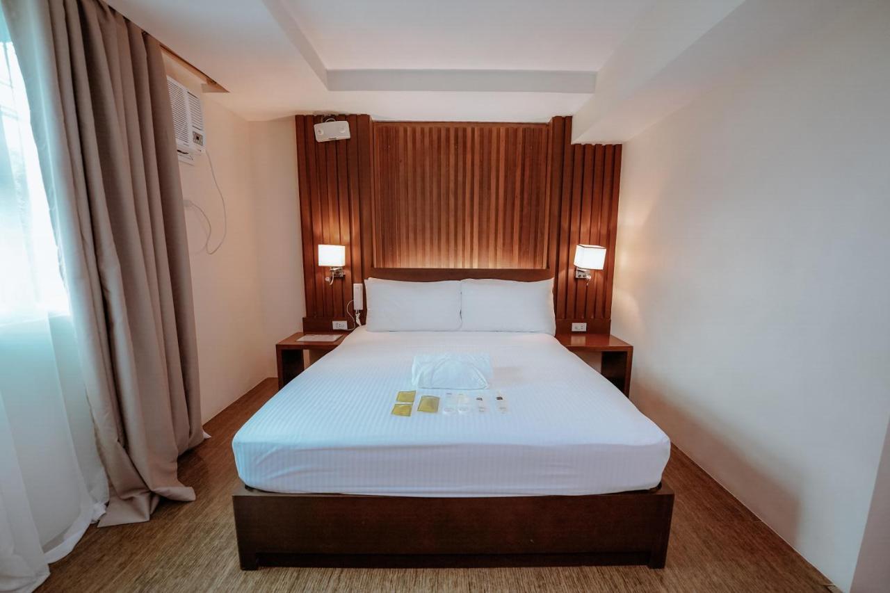 Emerald Boutique Hotel Legazpi Exterior photo