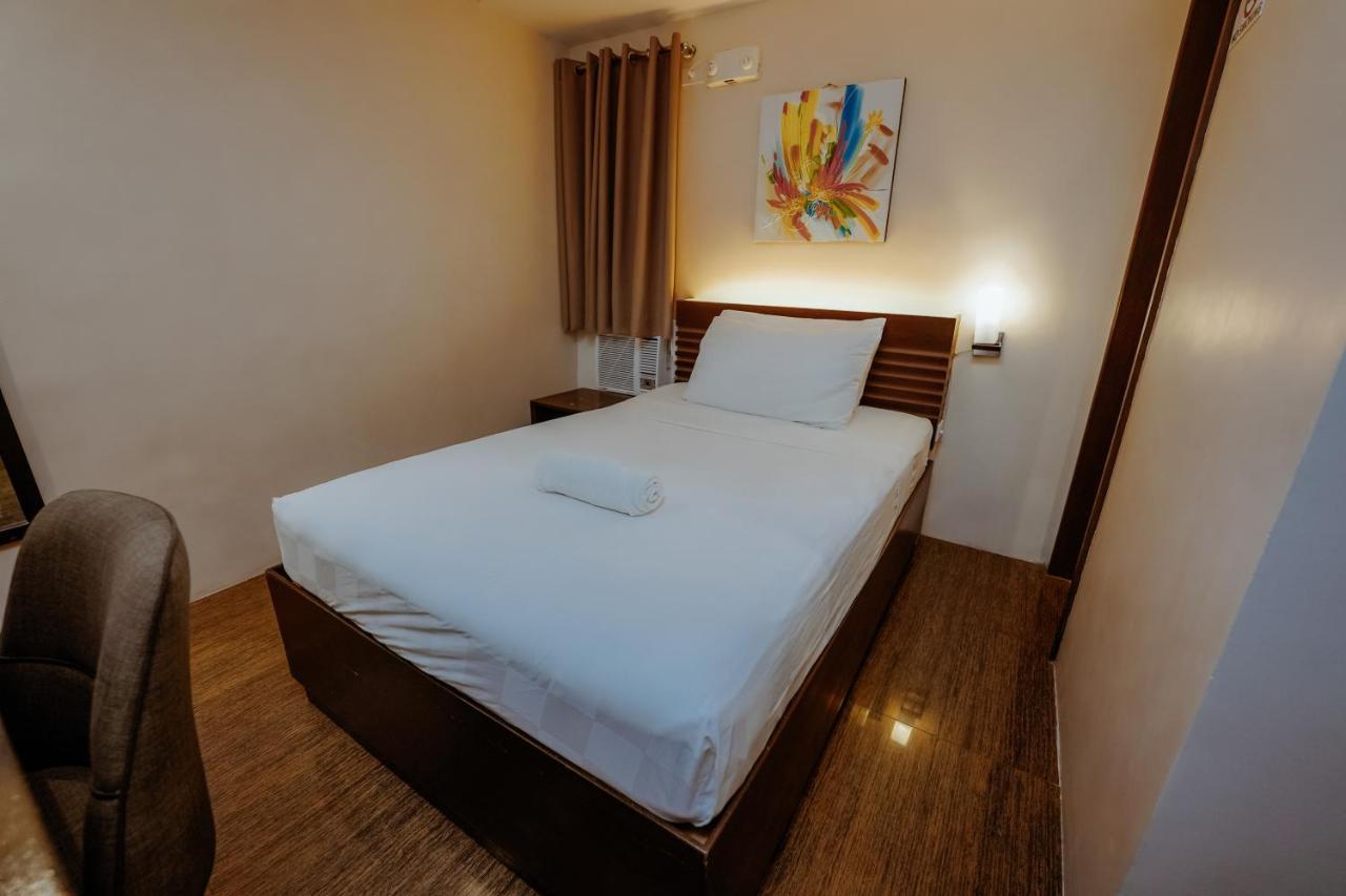 Emerald Boutique Hotel Legazpi Exterior photo